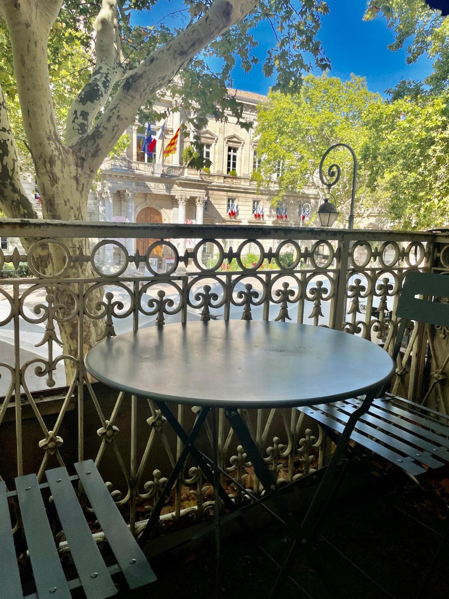 ô Portes Du Palais